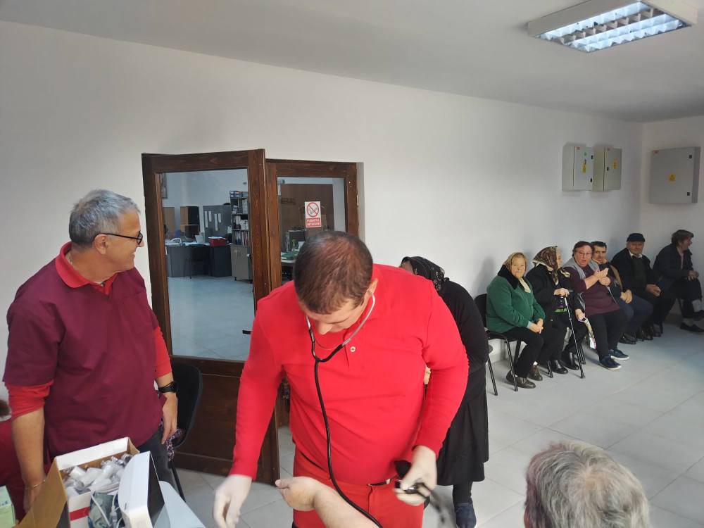 În data de 16 octombrie 2025, Caravana SALVITAL a fost prezentă în comuna Romos (7)